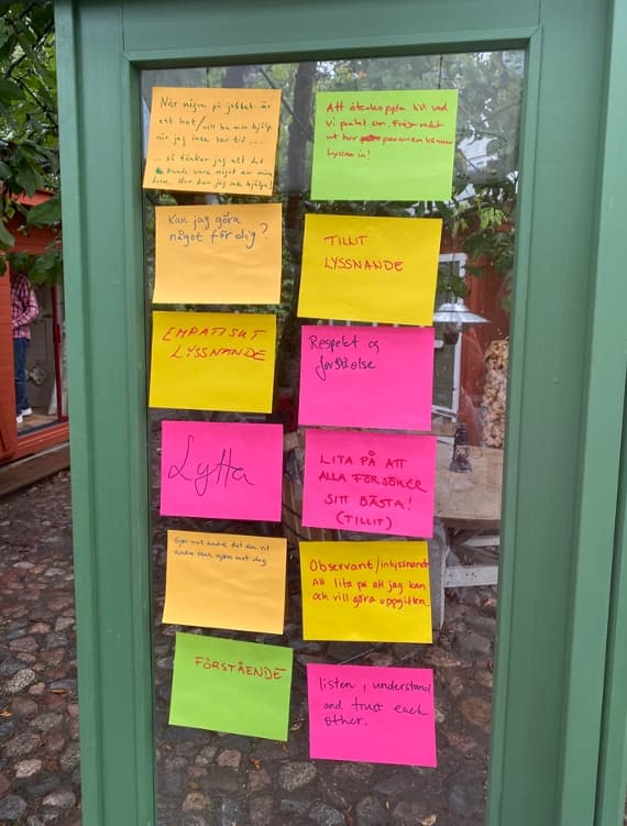 Post-it notes from a workshop on trust and listening